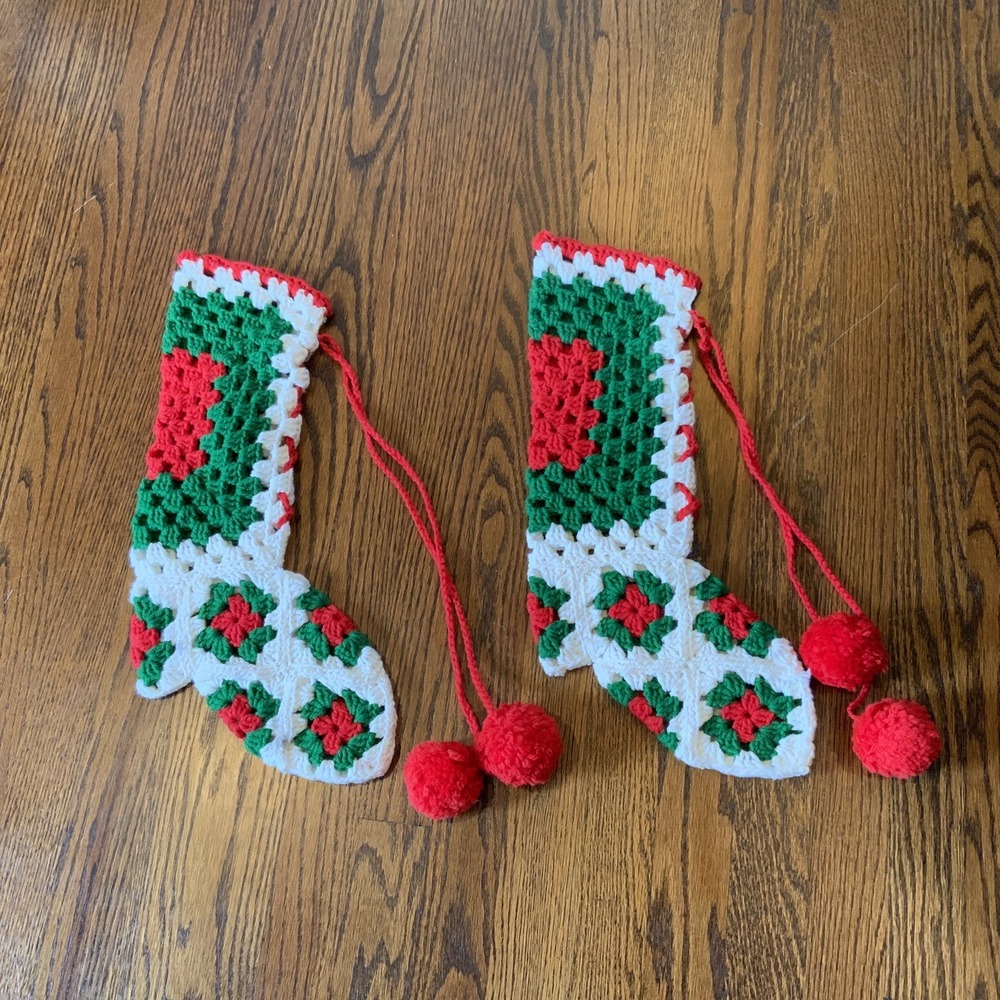 VTG Pair Crochet Knit Christmas Stockings Granny Square Red‎ Green Country Set